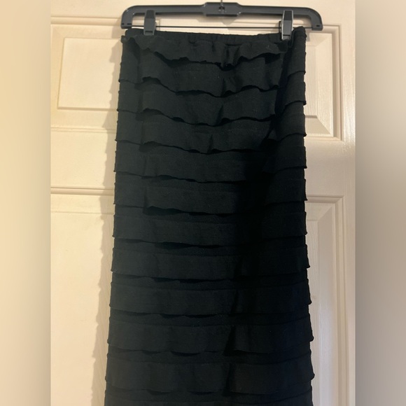 Extra Long Union of Angels Chic Black Ruffled Maxi Skirt - Picture 3 of 8